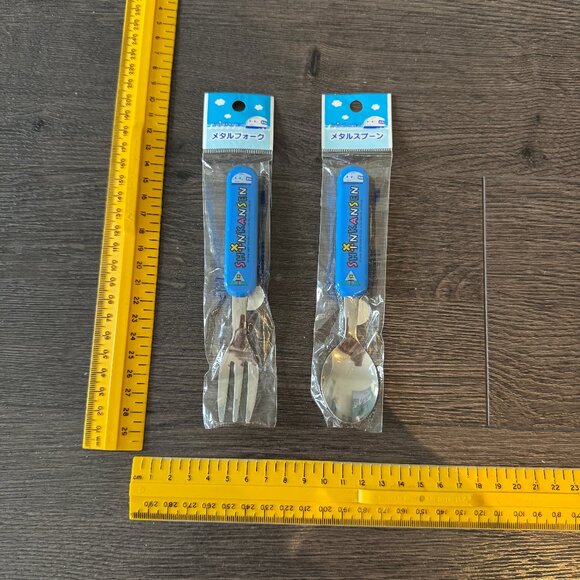 2002 VINTAGE SANRIO RARE SHINKANSEN FORK AND KNIFE SET - Picture 1 of 8
